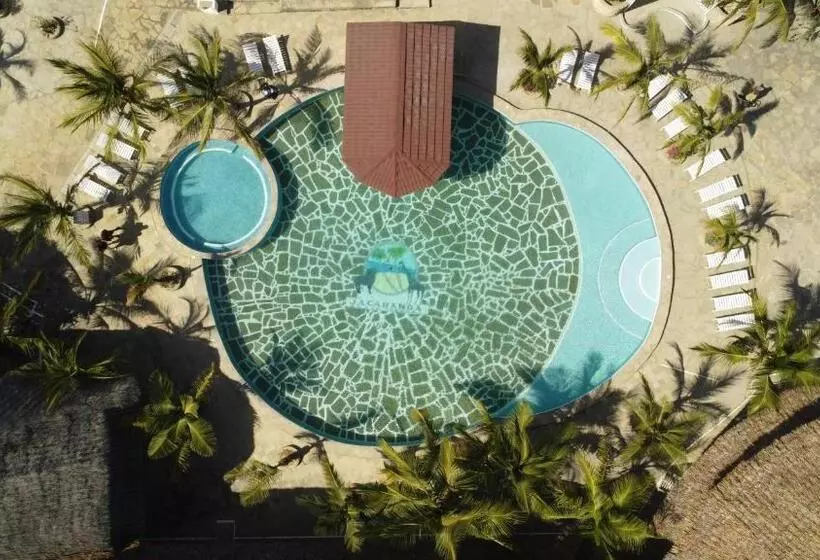 Jacaranda Beach Resort