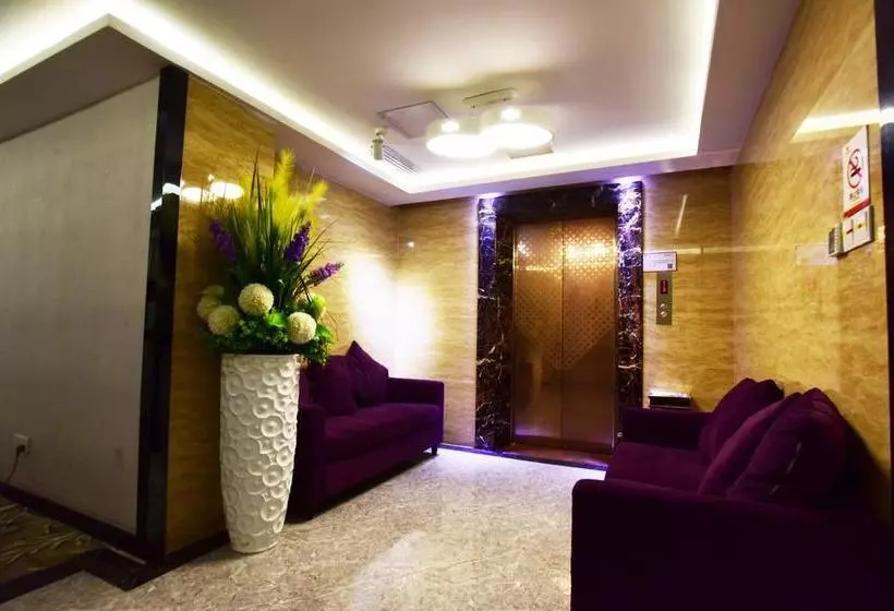 Kaiserdom Hotel Airport Road