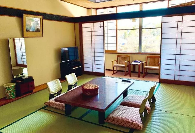 Kirishimaya Ryokan