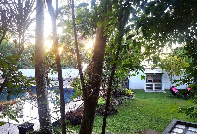 La Pernela Beachfront Resort