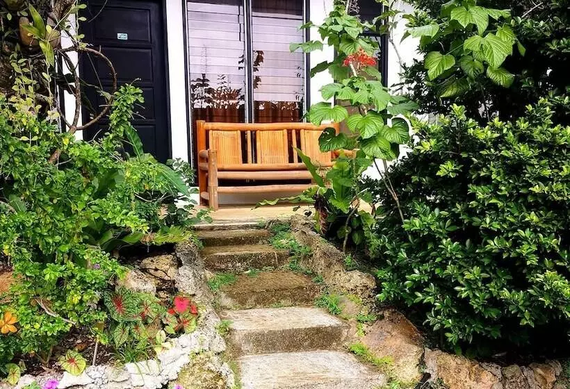 La Pernela Beachfront Resort