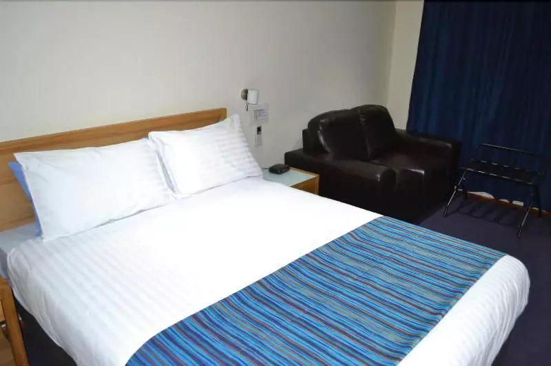 モーテル Denman Motor Inn