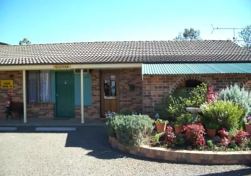 モーテル Denman Motor Inn