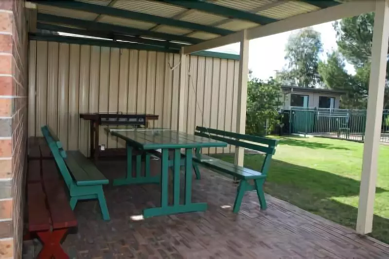 モーテル Denman Motor Inn