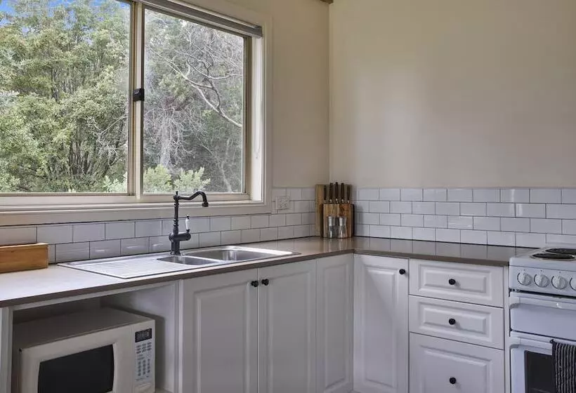 Mystery Bay Cottages