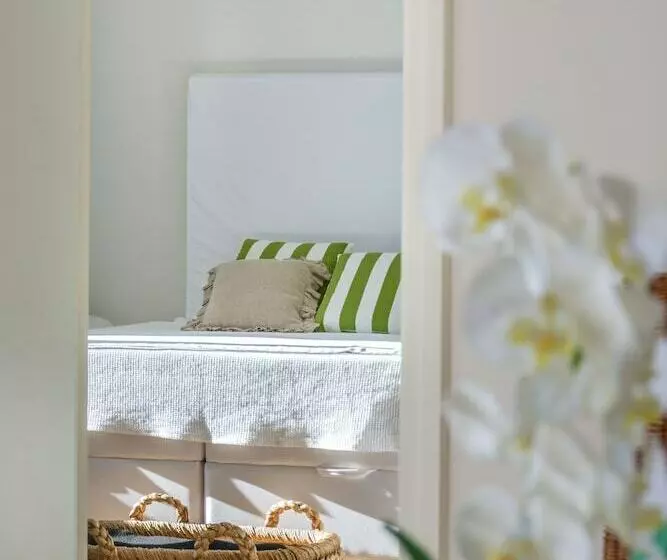 هتل Apartment Orhid By My Way