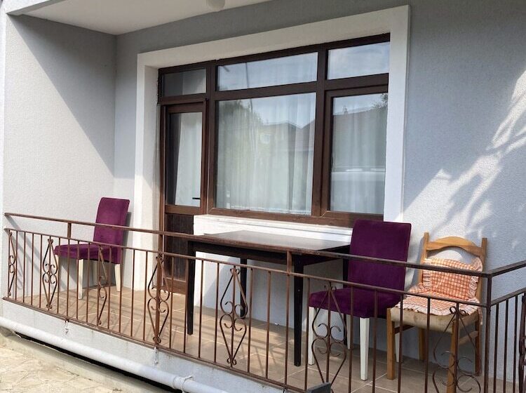 酒店 Agva Marina House