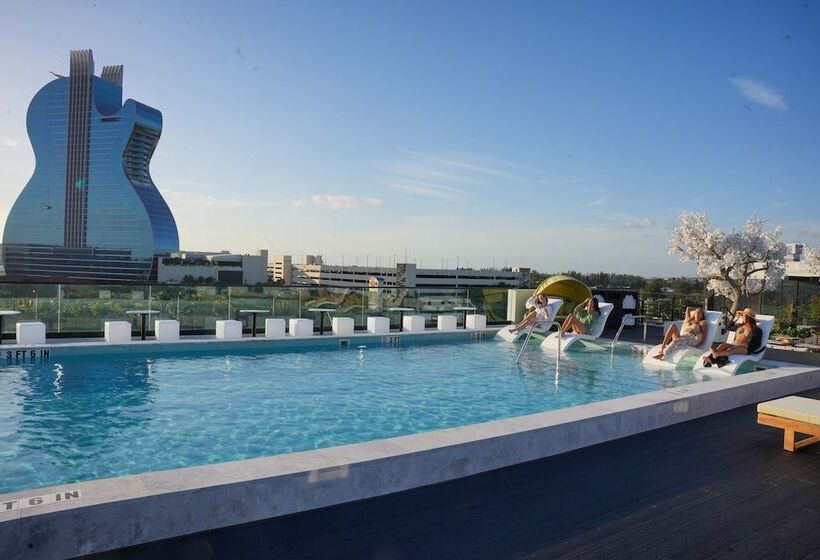 فندق Dolce By Wyndham Hollywood