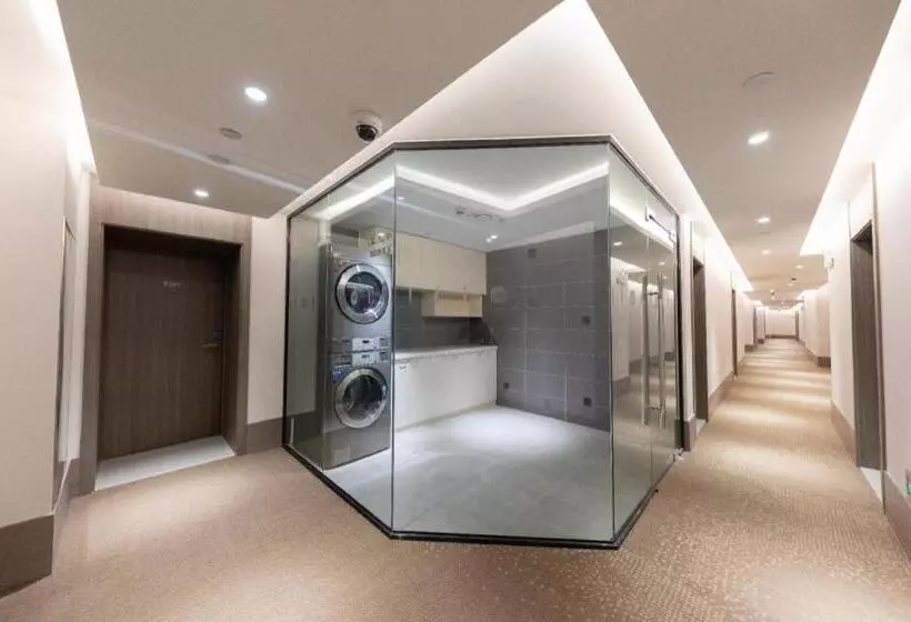 Hanting Hotel Shanghai Xiaonanmen Metro Station