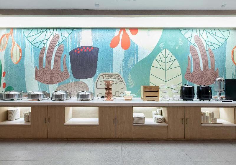 Hotel Hanting  Wuhan Zhongshan Park Metro Station