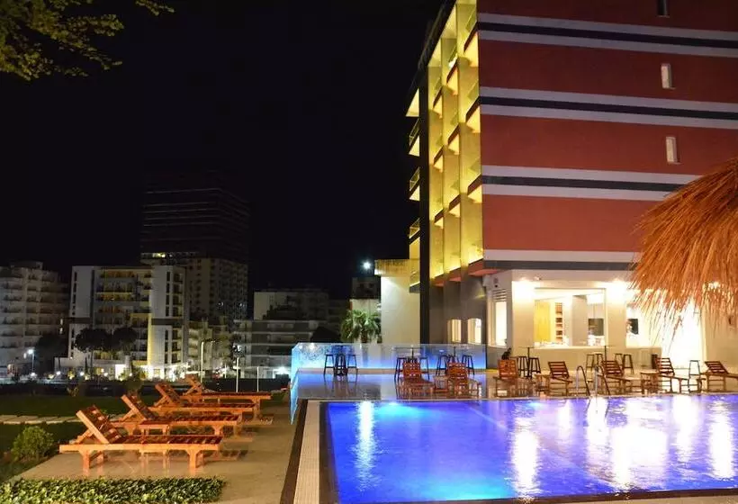 هتل Olivia S Hill Resort