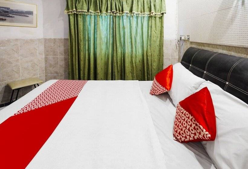 Отель Oyo 91195 Manisee 1 Homestay Syariah