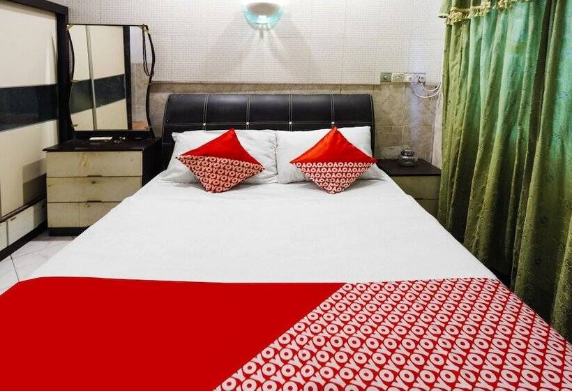 Отель Oyo 91195 Manisee 1 Homestay Syariah
