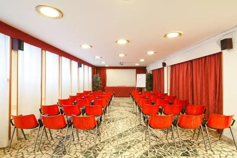 هتل Terminus & Plaza