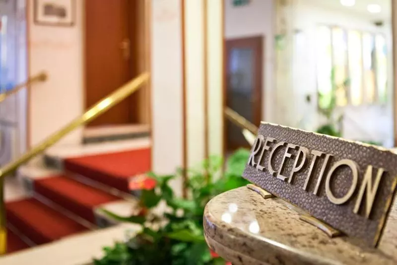 هتل Terminus & Plaza