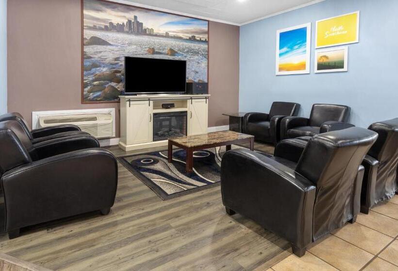 호텔 Travelodge By Wyndham Livonia Canton Novi Detroit Area