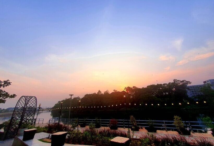 酒店 Usabai Riverside Boutique