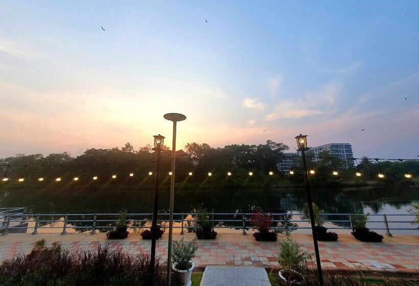 酒店 Usabai Riverside Boutique