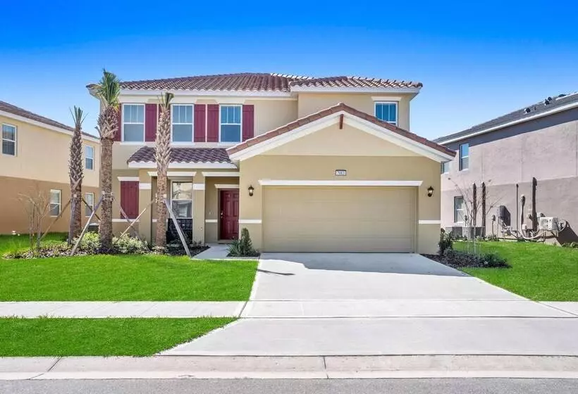 7663 Oakmoss Loop