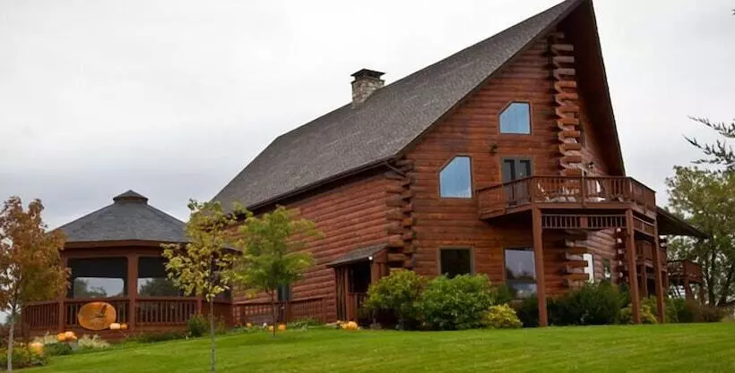 Hotelli Point Au Roche Lodge