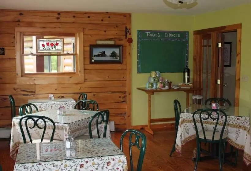 Hotelli Point Au Roche Lodge