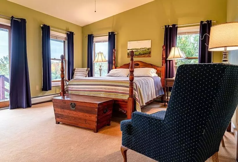 Hotelli Point Au Roche Lodge