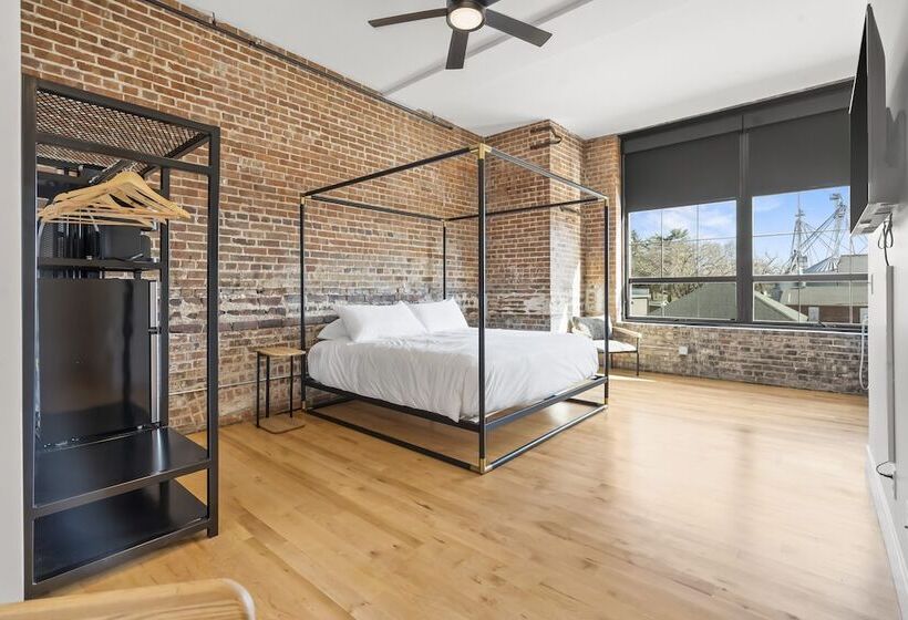 فندق The Literary