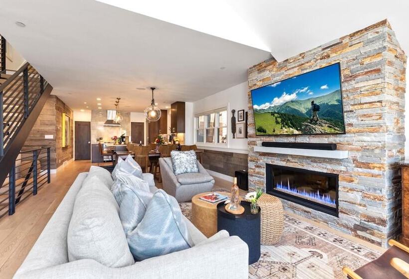 Empire 4 Bedrooms Pea 1009 By Kbm