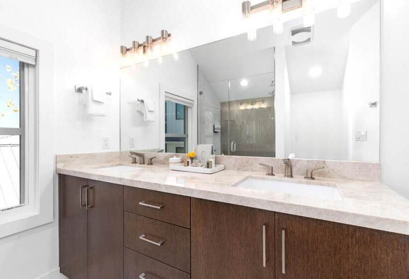 Empire 4 Bedrooms Pea 1009 By Kbm