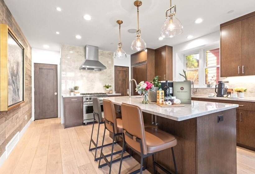 Empire 4 Bedrooms Pea 1009 By Kbm