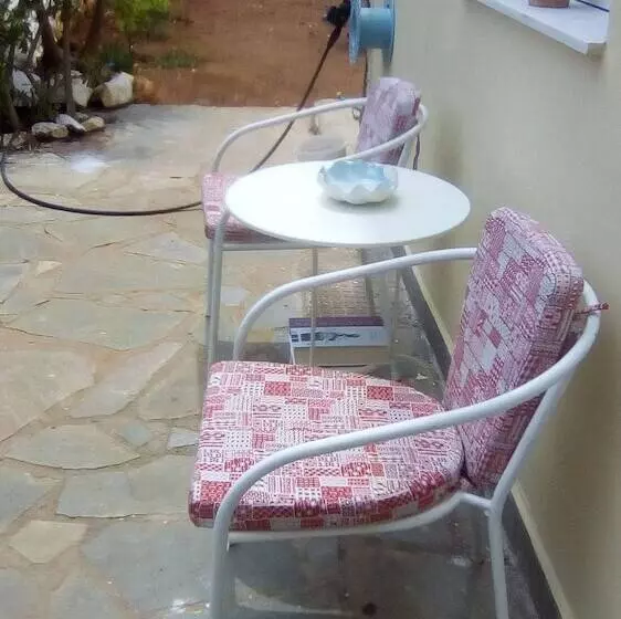 ペンション Room In Guest Room   Private Yard Studio 8 Km   5min Away From Malia