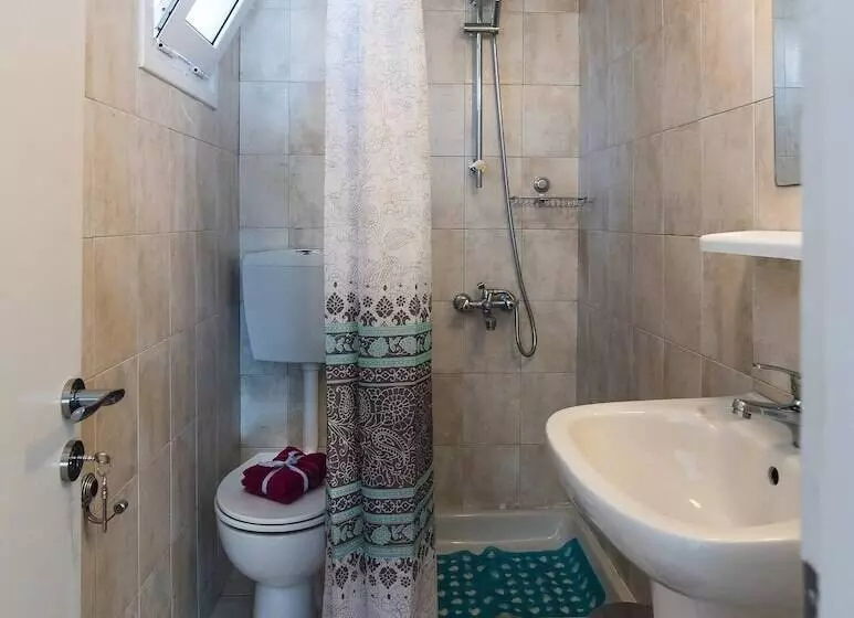 ペンション Room In Guest Room   Private Yard Studio 8 Km   5min Away From Malia