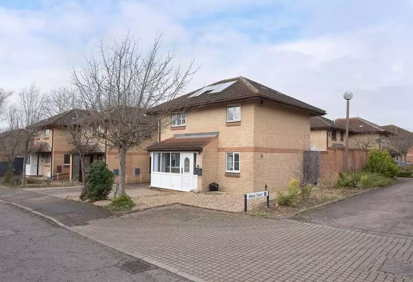 Residenssi Milton Keynes Close To Station 6 Bed Free Parking