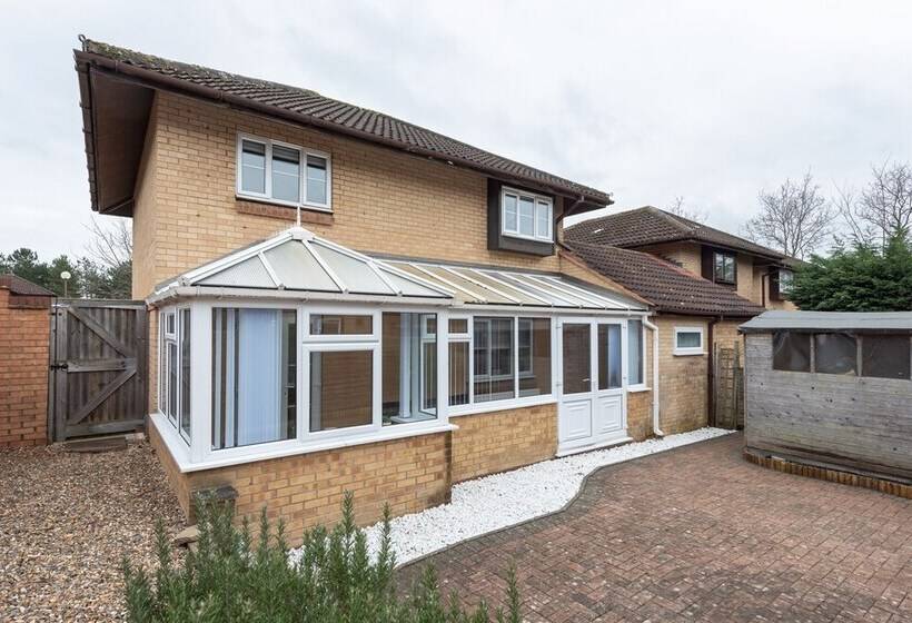 레지던스 Milton Keynes Close To Station 6 Bed Free Parking