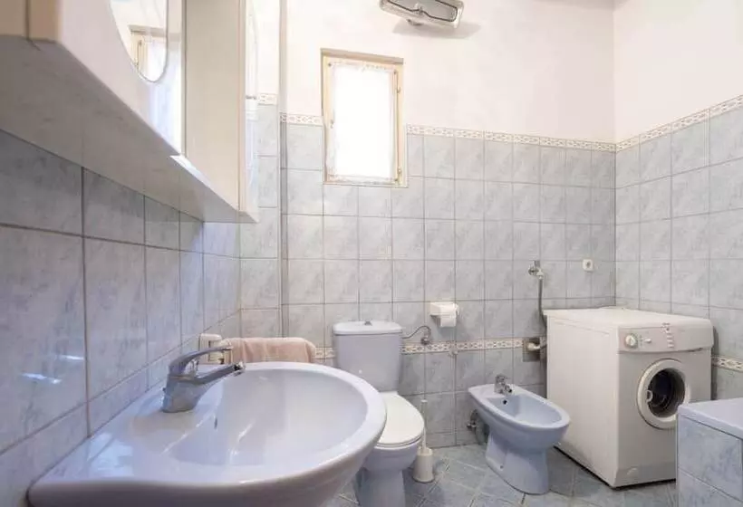 Residenssi Private House With Pool, Sea View And Big Garden