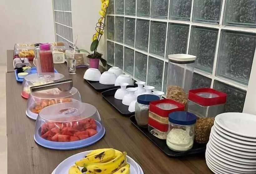 ホテル Açai Club