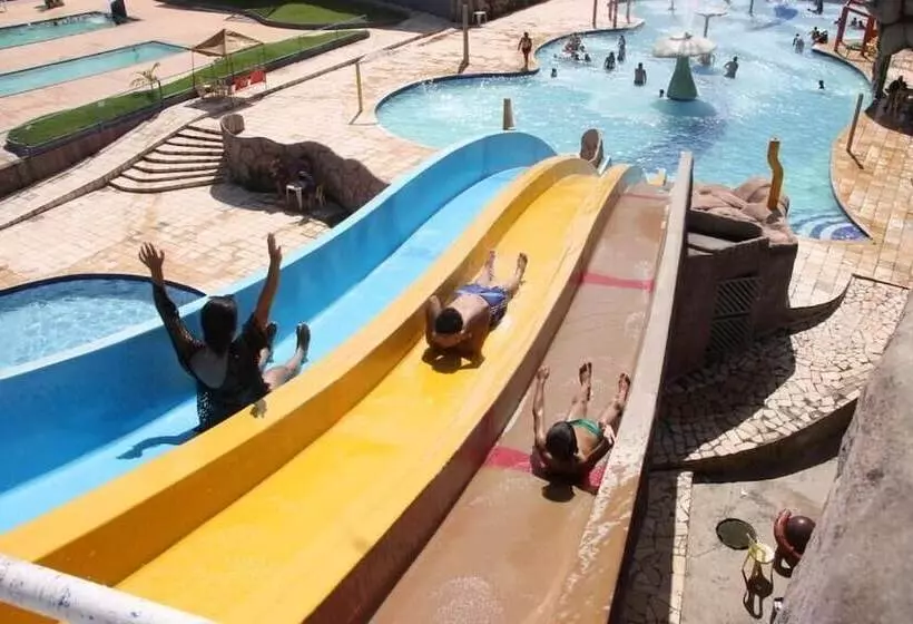 ホテル Açai Club