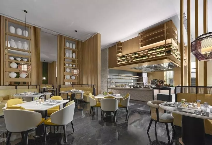 هتل Hilton Nanjing Niushoushan