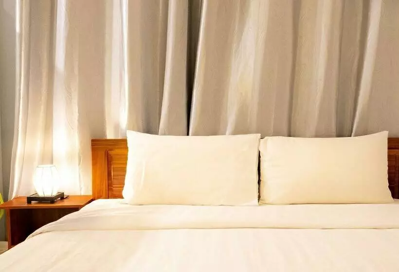 هتل Hoi An Town Center