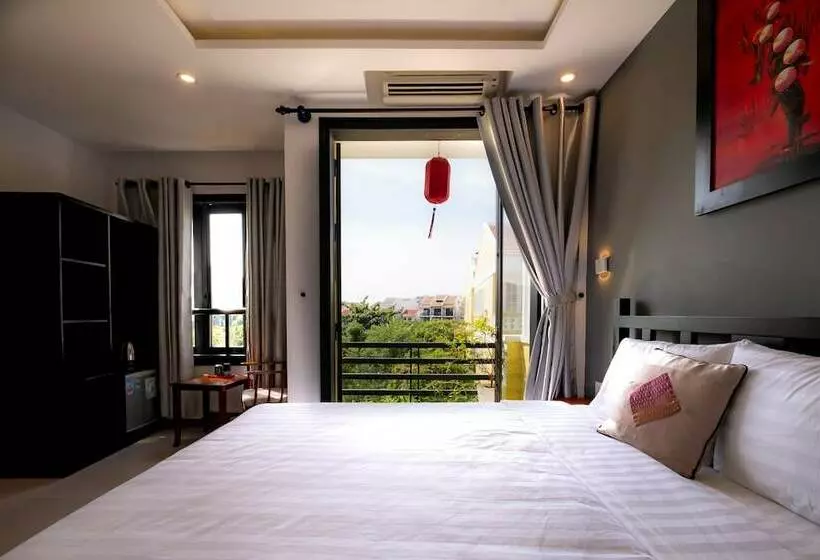 هتل Hoi An Town Center