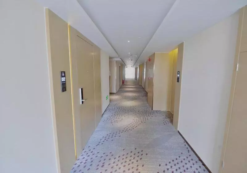 Hotelli Lavande S· Xingyi Jushan Avenue