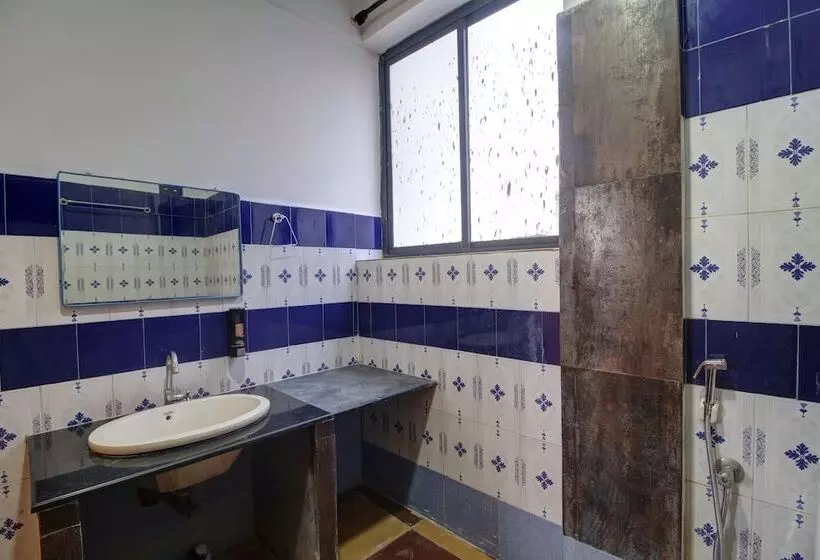 ホテル Pleasure Inn Near Turtle Beach  Morjim