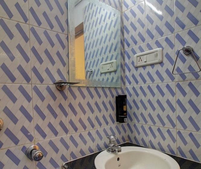 ホテル Pleasure Inn Near Turtle Beach Morjim