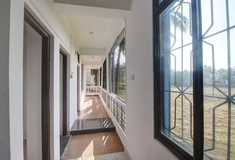 ホテル Pleasure Inn Near Turtle Beach  Morjim