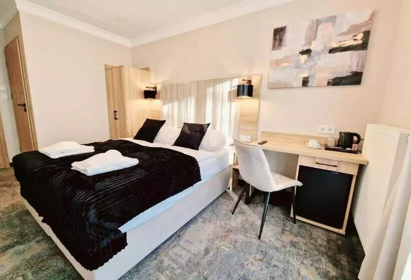 هتل Villa Cristal