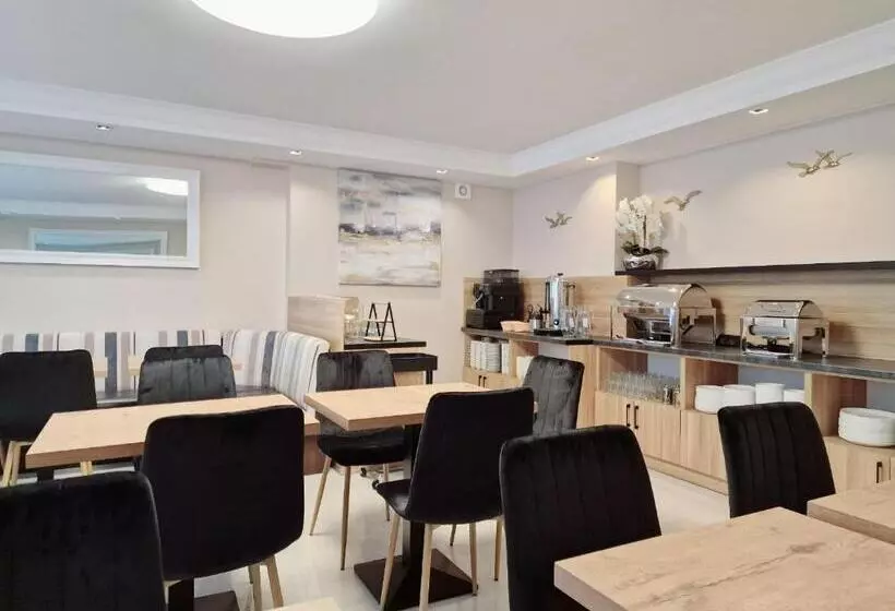 هتل Villa Cristal