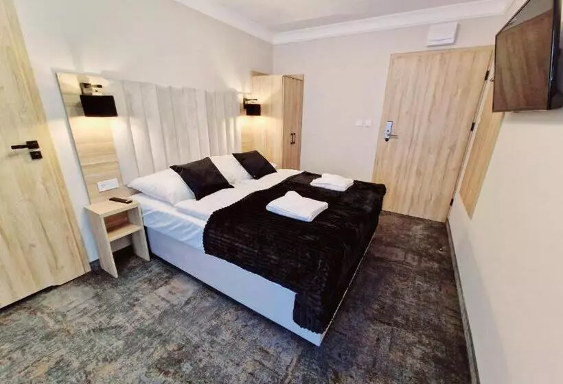 هتل Villa Cristal