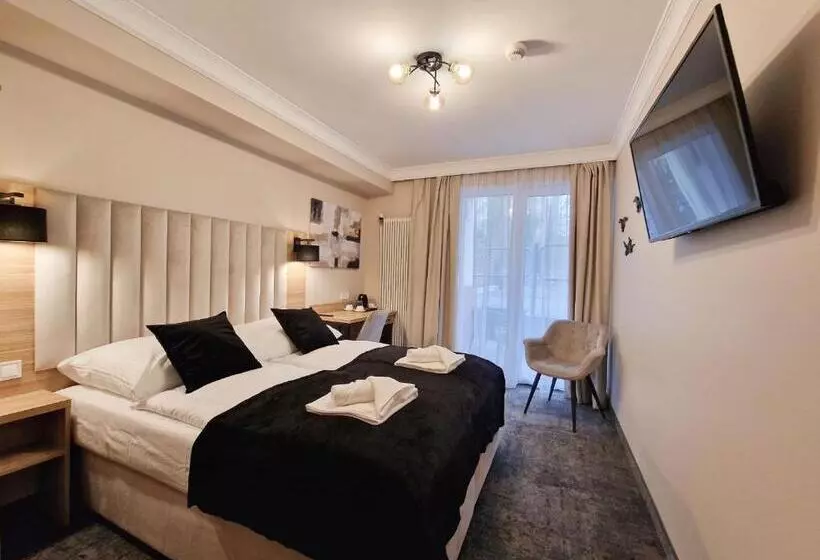 هتل Villa Cristal