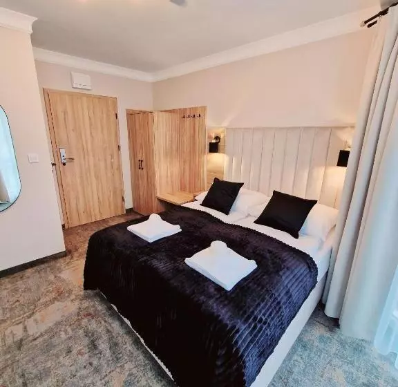 هتل Villa Cristal