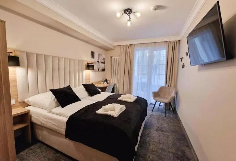 هتل Villa Cristal